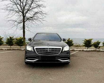 Черный Мерседес Майбах, объемом двигателя 6 л и пробегом 88 тыс. км за 68000 $, фото 2 на Automoto.ua