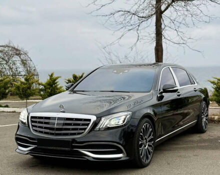 Черный Мерседес Майбах, объемом двигателя 6 л и пробегом 88 тыс. км за 68000 $, фото 5 на Automoto.ua