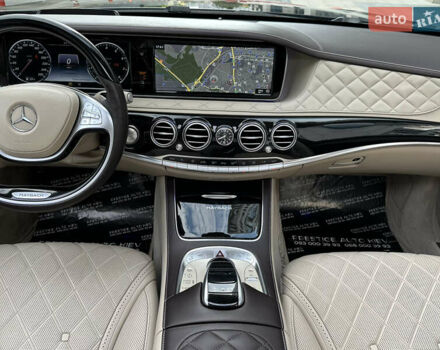 Мерседес Майбах 2016 в Киеве на Automoto.ua Черный Мерседес Майбах, объемом двигателя 3 л и пробегом 183 тыс. км за 58000 $, фото 67 на Automoto.ua