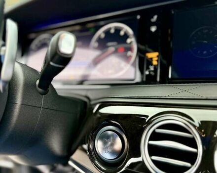 Черный Мерседес Майбах, объемом двигателя 6 л и пробегом 88 тыс. км за 68000 $, фото 53 на Automoto.ua