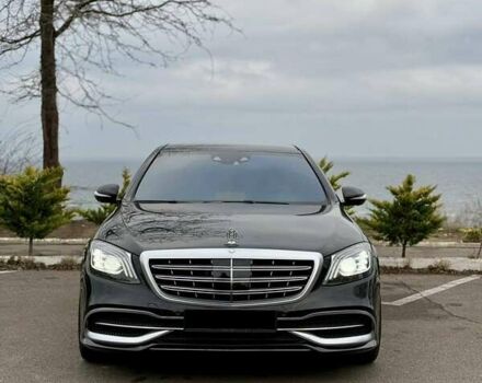 Черный Мерседес Майбах, объемом двигателя 6 л и пробегом 88 тыс. км за 68000 $, фото 3 на Automoto.ua