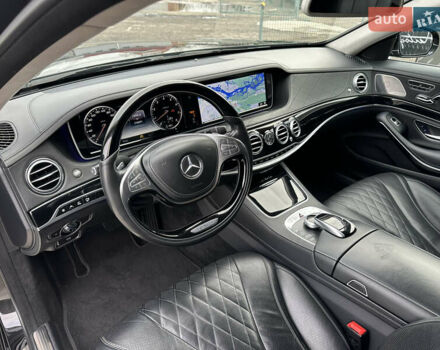 Черный Мерседес Майбах, объемом двигателя 3 л и пробегом 169 тыс. км за 63000 $, фото 5 на Automoto.ua