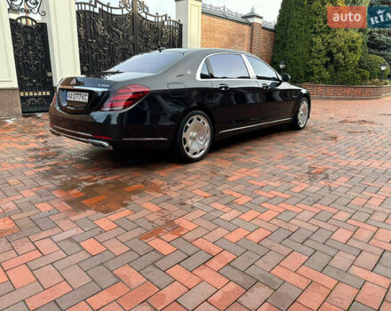 Черный Мерседес Майбах, объемом двигателя 3.98 л и пробегом 66 тыс. км за 85000 $, фото 3 на Automoto.ua