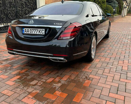 Черный Мерседес Майбах, объемом двигателя 3.98 л и пробегом 66 тыс. км за 85000 $, фото 4 на Automoto.ua