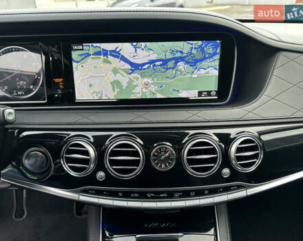 Черный Мерседес Майбах, объемом двигателя 3 л и пробегом 169 тыс. км за 63000 $, фото 13 на Automoto.ua