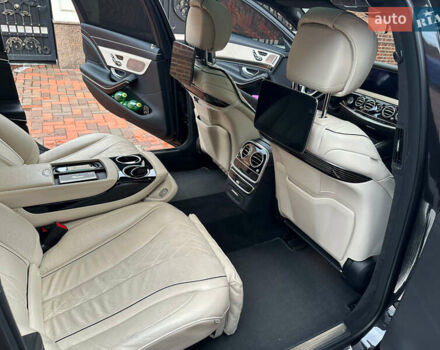 Черный Мерседес Майбах, объемом двигателя 3.98 л и пробегом 66 тыс. км за 85000 $, фото 9 на Automoto.ua