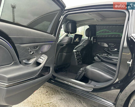 Черный Мерседес Майбах, объемом двигателя 3 л и пробегом 169 тыс. км за 63000 $, фото 17 на Automoto.ua