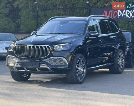 Черный Мерседес Майбах, объемом двигателя 3.98 л и пробегом 60 тыс. км за 150000 $, фото 1 на Automoto.ua