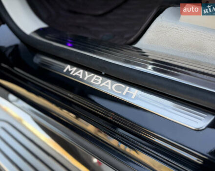 Черный Мерседес Майбах, объемом двигателя 3.98 л и пробегом 60 тыс. км за 150000 $, фото 13 на Automoto.ua
