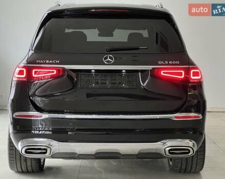 Черный Мерседес Майбах, объемом двигателя 3.98 л и пробегом 1 тыс. км за 232461 $, фото 11 на Automoto.ua