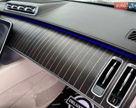 Черный Мерседес Майбах, объемом двигателя 6 л и пробегом 19 тыс. км за 209900 $, фото 65 на Automoto.ua