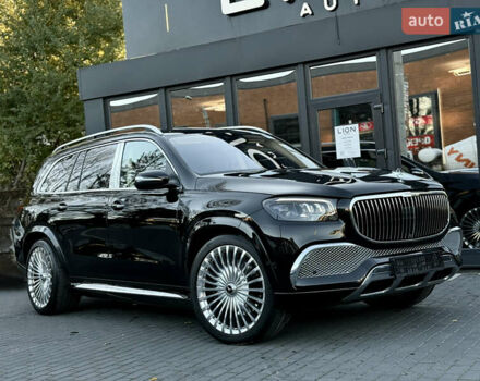 Черный Мерседес Майбах, объемом двигателя 3.98 л и пробегом 98 тыс. км за 154900 $, фото 8 на Automoto.ua