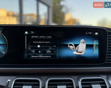 Черный Мерседес Майбах, объемом двигателя 3.98 л и пробегом 98 тыс. км за 154900 $, фото 53 на Automoto.ua