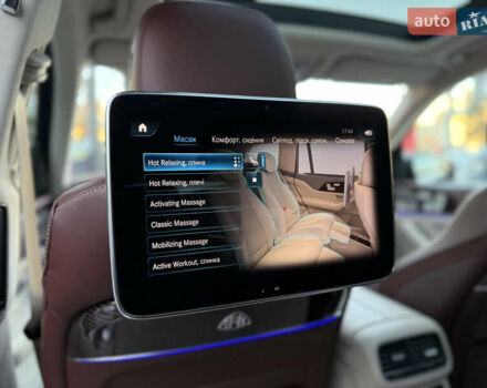 Черный Мерседес Майбах, объемом двигателя 3.98 л и пробегом 98 тыс. км за 154900 $, фото 66 на Automoto.ua