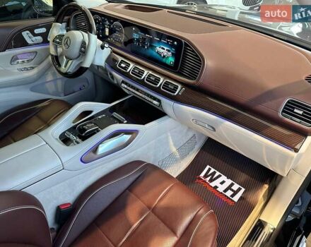 Черный Мерседес Майбах, объемом двигателя 4 л и пробегом 56 тыс. км за 154900 $, фото 18 на Automoto.ua