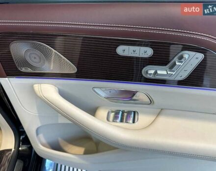 Черный Мерседес Майбах, объемом двигателя 4 л и пробегом 56 тыс. км за 154900 $, фото 21 на Automoto.ua