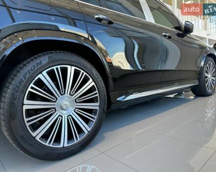 Черный Мерседес Майбах, объемом двигателя 4 л и пробегом 56 тыс. км за 154900 $, фото 10 на Automoto.ua