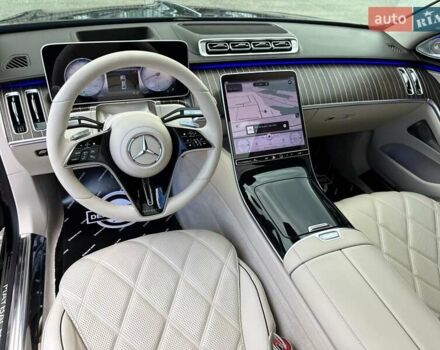 Черный Мерседес Майбах, объемом двигателя 6 л и пробегом 19 тыс. км за 209900 $, фото 44 на Automoto.ua