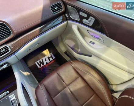 Черный Мерседес Майбах, объемом двигателя 4 л и пробегом 56 тыс. км за 154900 $, фото 29 на Automoto.ua