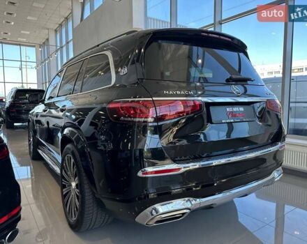 Черный Мерседес Майбах, объемом двигателя 4 л и пробегом 56 тыс. км за 154900 $, фото 7 на Automoto.ua