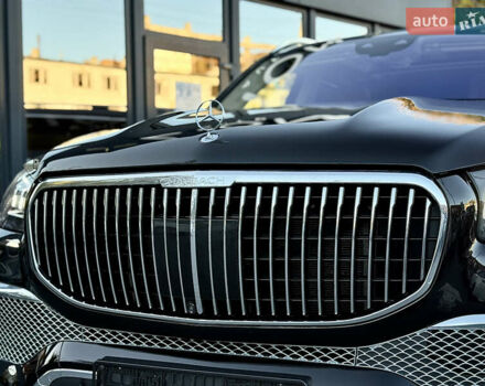 Черный Мерседес Майбах, объемом двигателя 3.98 л и пробегом 98 тыс. км за 154900 $, фото 5 на Automoto.ua