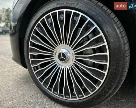 Черный Мерседес Майбах, объемом двигателя 6 л и пробегом 19 тыс. км за 209900 $, фото 17 на Automoto.ua