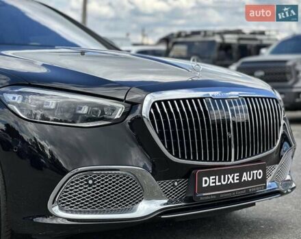 Черный Мерседес Майбах, объемом двигателя 6 л и пробегом 19 тыс. км за 209900 $, фото 19 на Automoto.ua