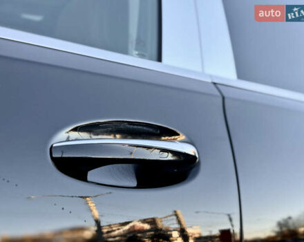 Черный Мерседес Майбах, объемом двигателя 3.98 л и пробегом 98 тыс. км за 154900 $, фото 13 на Automoto.ua