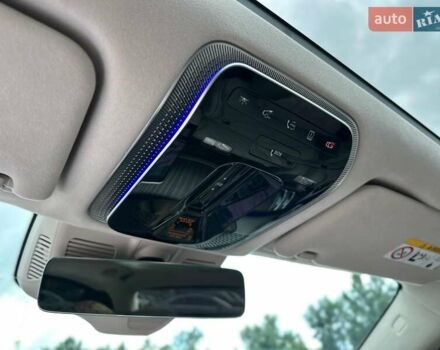 Черный Мерседес Майбах, объемом двигателя 6 л и пробегом 19 тыс. км за 209900 $, фото 55 на Automoto.ua