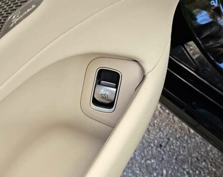 Черный Мерседес Майбах, объемом двигателя 3.98 л и пробегом 30 тыс. км за 195000 $, фото 54 на Automoto.ua