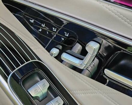 Черный Мерседес Майбах, объемом двигателя 3.98 л и пробегом 30 тыс. км за 195000 $, фото 64 на Automoto.ua