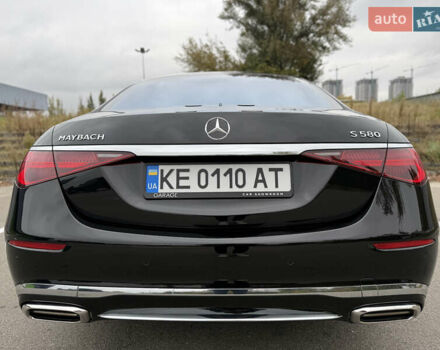 Черный Мерседес Майбах, объемом двигателя 3.98 л и пробегом 18 тыс. км за 208888 $, фото 24 на Automoto.ua