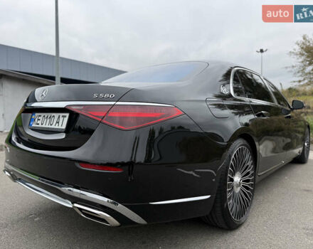 Черный Мерседес Майбах, объемом двигателя 3.98 л и пробегом 18 тыс. км за 208888 $, фото 19 на Automoto.ua