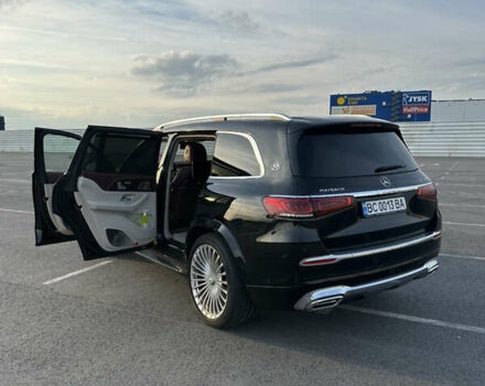 Черный Мерседес Майбах, объемом двигателя 4 л и пробегом 90 тыс. км за 165000 $, фото 20 на Automoto.ua