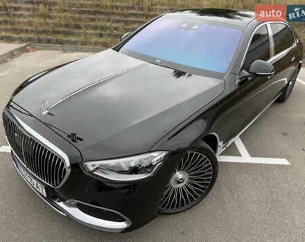 Черный Мерседес Майбах, объемом двигателя 3.98 л и пробегом 18 тыс. км за 208888 $, фото 38 на Automoto.ua