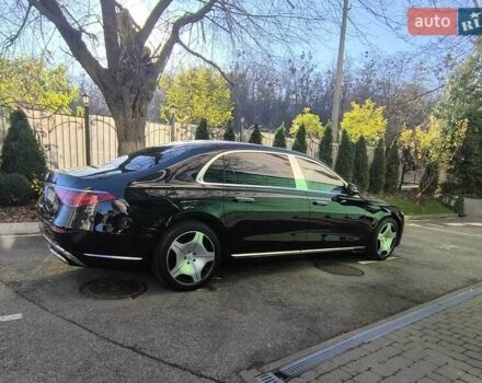 Черный Мерседес Майбах, объемом двигателя 3.98 л и пробегом 30 тыс. км за 195000 $, фото 5 на Automoto.ua