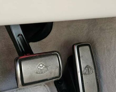 Черный Мерседес Майбах, объемом двигателя 3.98 л и пробегом 30 тыс. км за 195000 $, фото 37 на Automoto.ua