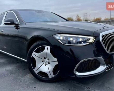 Черный Мерседес Майбах, объемом двигателя 3.98 л и пробегом 44 тыс. км за 190000 $, фото 9 на Automoto.ua