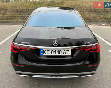 Черный Мерседес Майбах, объемом двигателя 3.98 л и пробегом 18 тыс. км за 208888 $, фото 22 на Automoto.ua