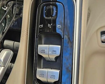 Черный Мерседес Майбах, объемом двигателя 3.98 л и пробегом 30 тыс. км за 195000 $, фото 31 на Automoto.ua