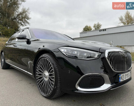 Черный Мерседес Майбах, объемом двигателя 3.98 л и пробегом 18 тыс. км за 208888 $, фото 52 на Automoto.ua