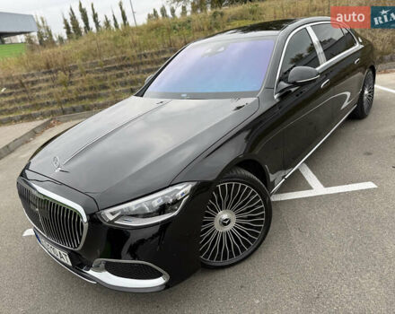 Черный Мерседес Майбах, объемом двигателя 3.98 л и пробегом 18 тыс. км за 208888 $, фото 37 на Automoto.ua