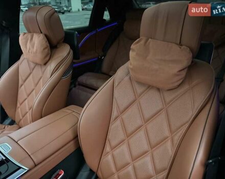 Черный Мерседес Майбах, объемом двигателя 3.98 л и пробегом 44 тыс. км за 190000 $, фото 32 на Automoto.ua