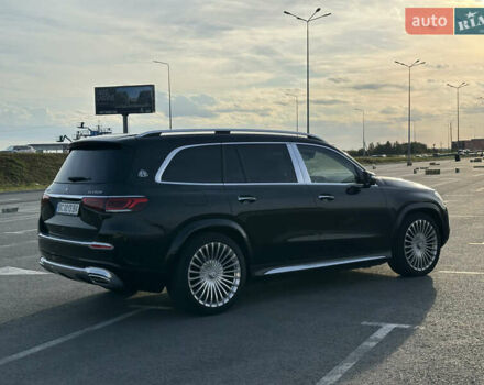 Черный Мерседес Майбах, объемом двигателя 4 л и пробегом 90 тыс. км за 165000 $, фото 26 на Automoto.ua