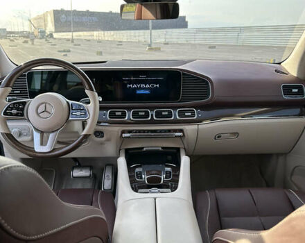 Черный Мерседес Майбах, объемом двигателя 4 л и пробегом 90 тыс. км за 165000 $, фото 28 на Automoto.ua