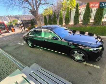 Черный Мерседес Майбах, объемом двигателя 3.98 л и пробегом 30 тыс. км за 195000 $, фото 3 на Automoto.ua