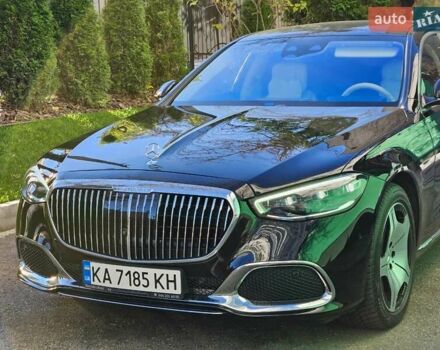 Черный Мерседес Майбах, объемом двигателя 3.98 л и пробегом 30 тыс. км за 195000 $, фото 1 на Automoto.ua