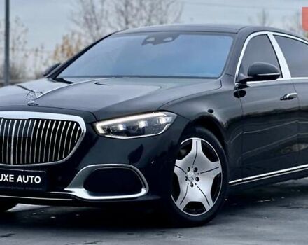 Черный Мерседес Майбах, объемом двигателя 3.98 л и пробегом 44 тыс. км за 190000 $, фото 10 на Automoto.ua