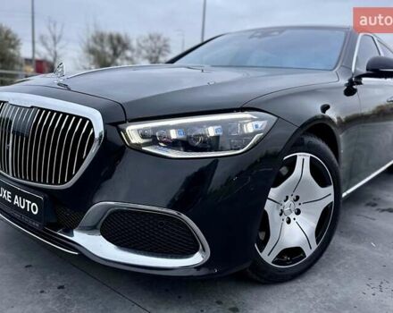 Черный Мерседес Майбах, объемом двигателя 3.98 л и пробегом 44 тыс. км за 190000 $, фото 6 на Automoto.ua