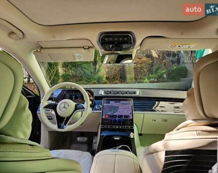 Черный Мерседес Майбах, объемом двигателя 3.98 л и пробегом 30 тыс. км за 195000 $, фото 51 на Automoto.ua